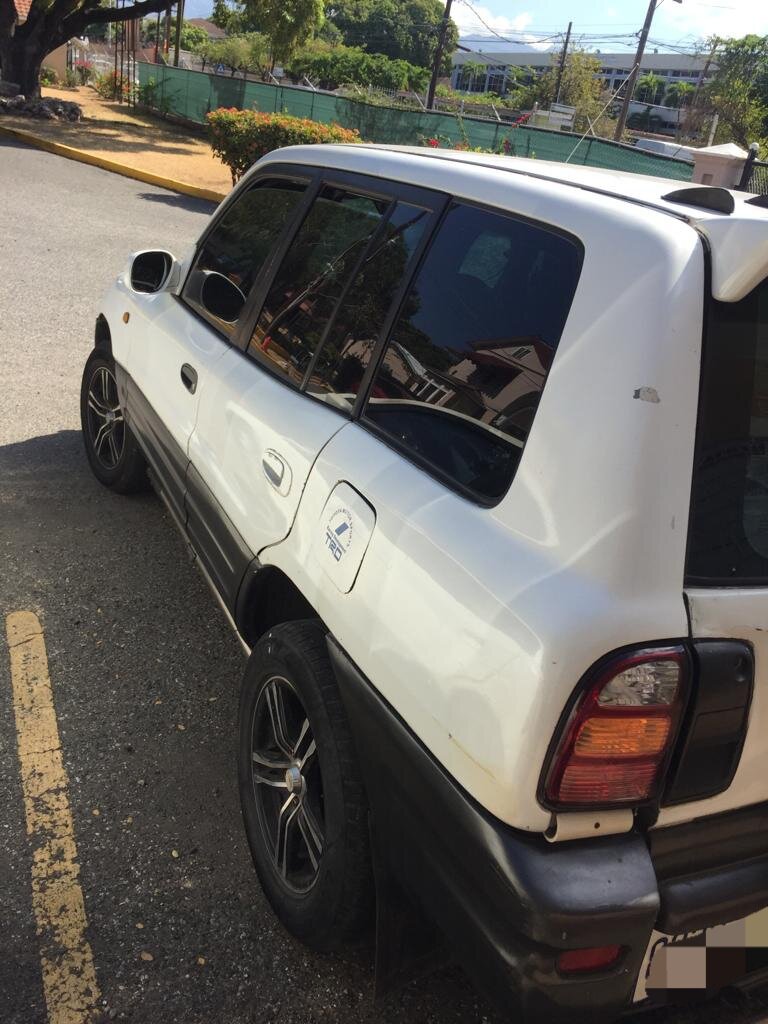 For Sale: Toyota Rav 4 1999
