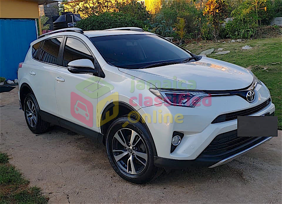For Sale: TOYOTA RAV4 2017
