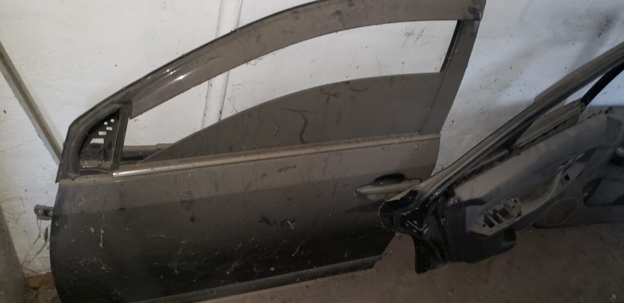 For Sale: Toyota Premio Parts