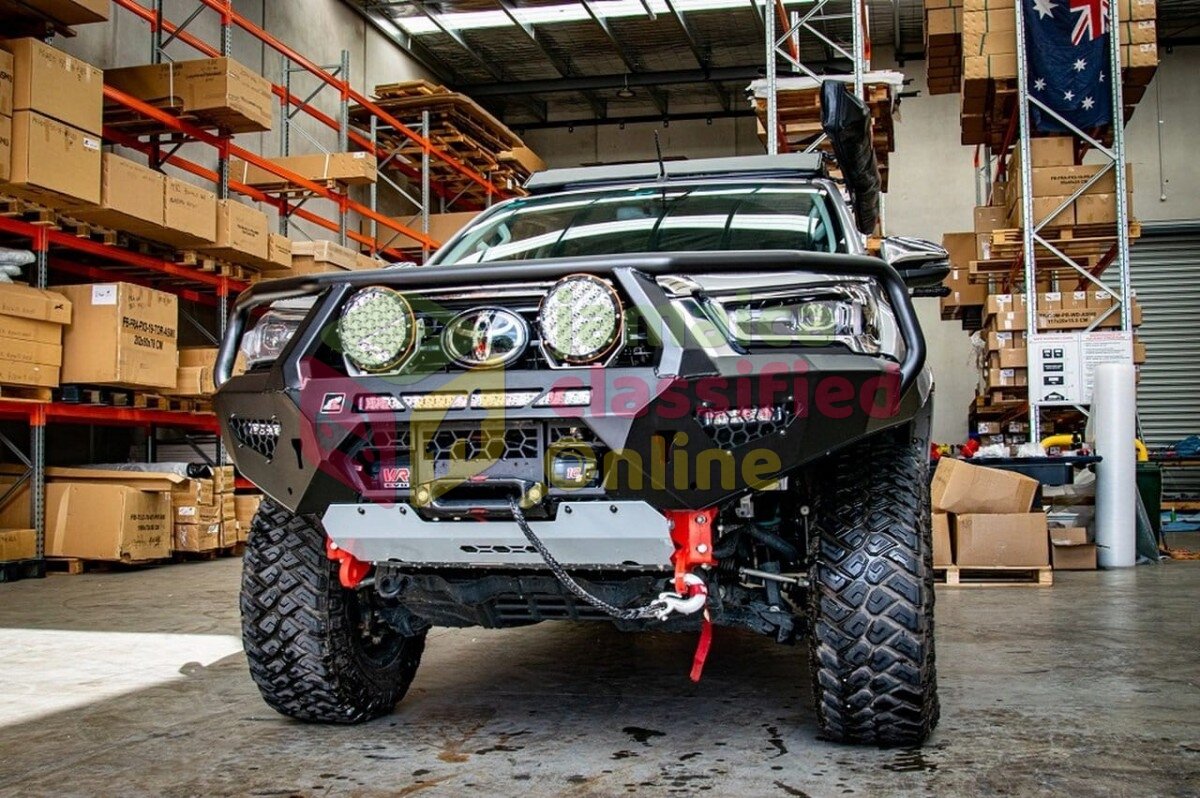 For Sale: Toyota Hilux With Bullbar