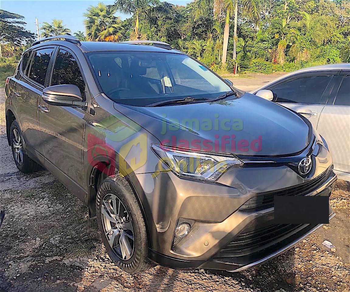 For Sale: TOYOTA RAV4 2018
