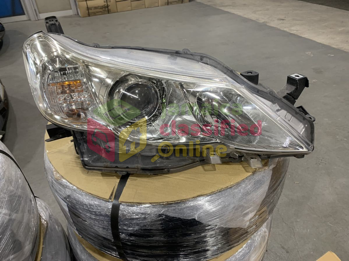 For Sale: Toyota Mark X Genuine Right Headlight
