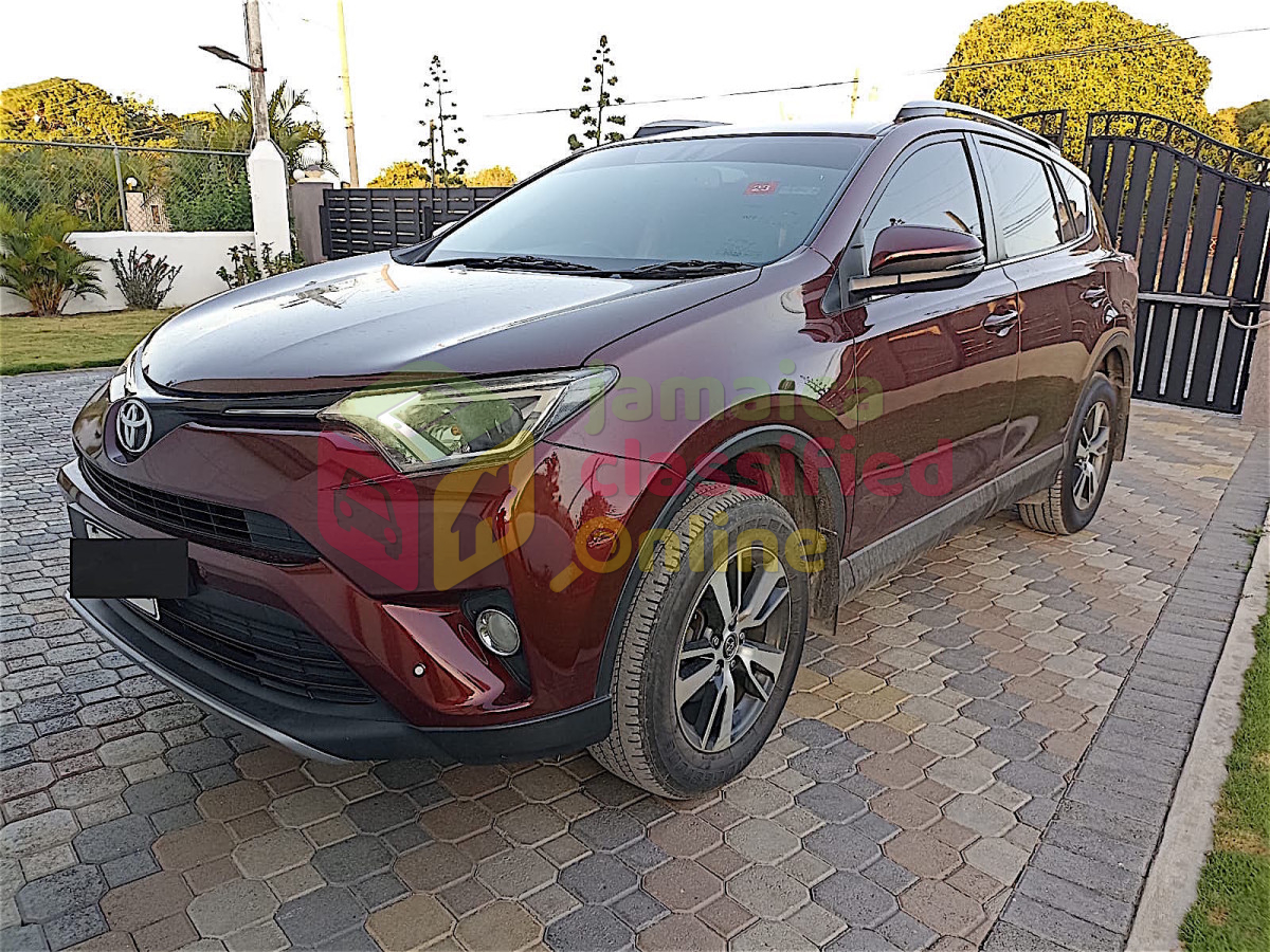 For Sale: TOYOTA RAV4 2018