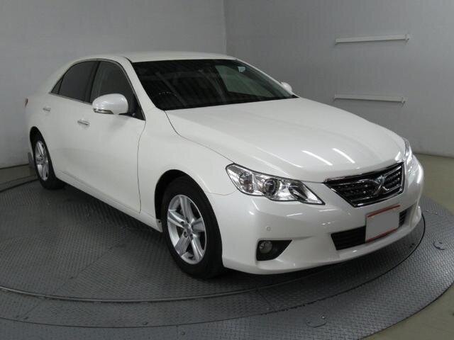 For Rent: Toyota Mark X