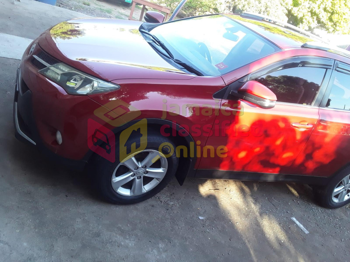 For Sale: Toyota RAV4 2,0L 2014