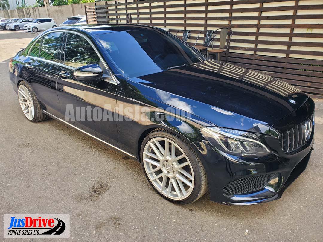 2015 Mercedes Benz C300