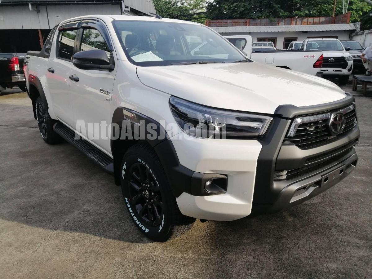 2022 Toyota HILUX ROCCO