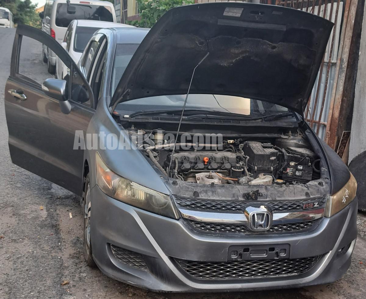2012 Honda Stream RSZ