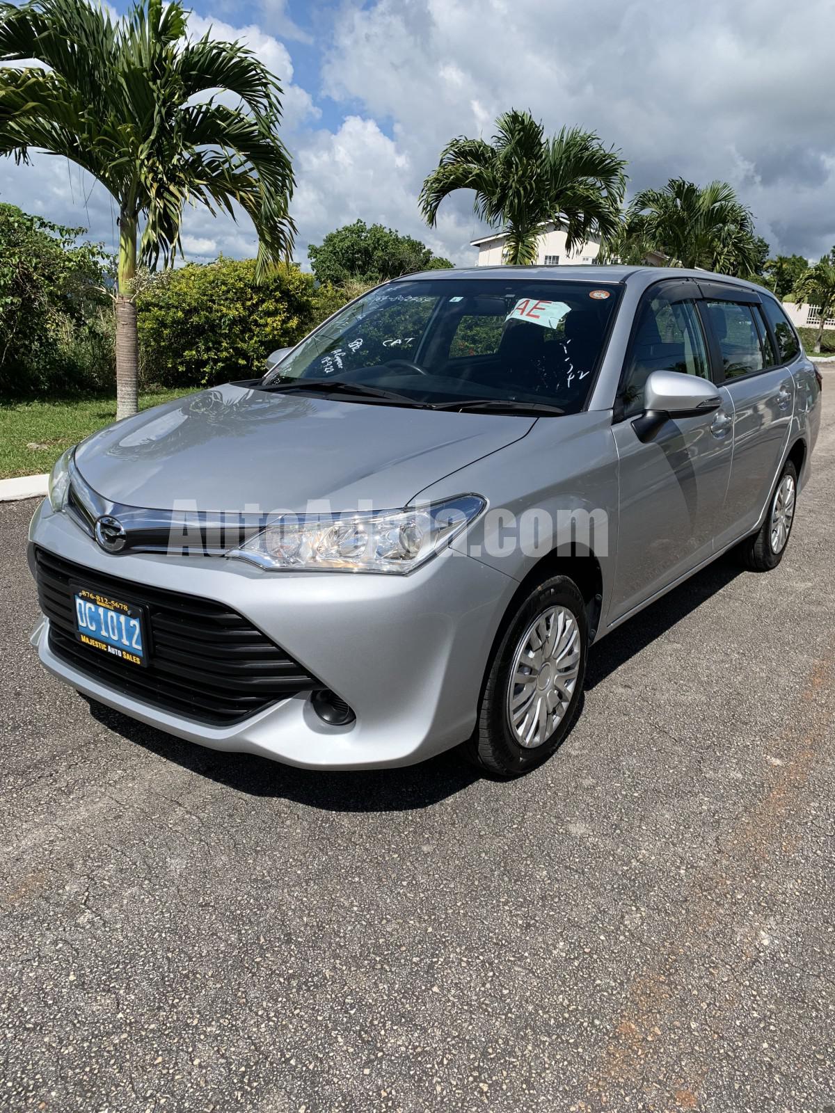 2016 Toyota Corolla fielder