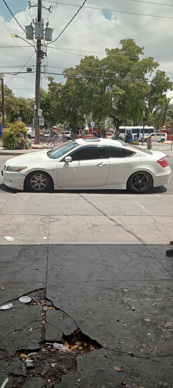 For Sale: V6 Coupe Fully Loaded Honda Accord
