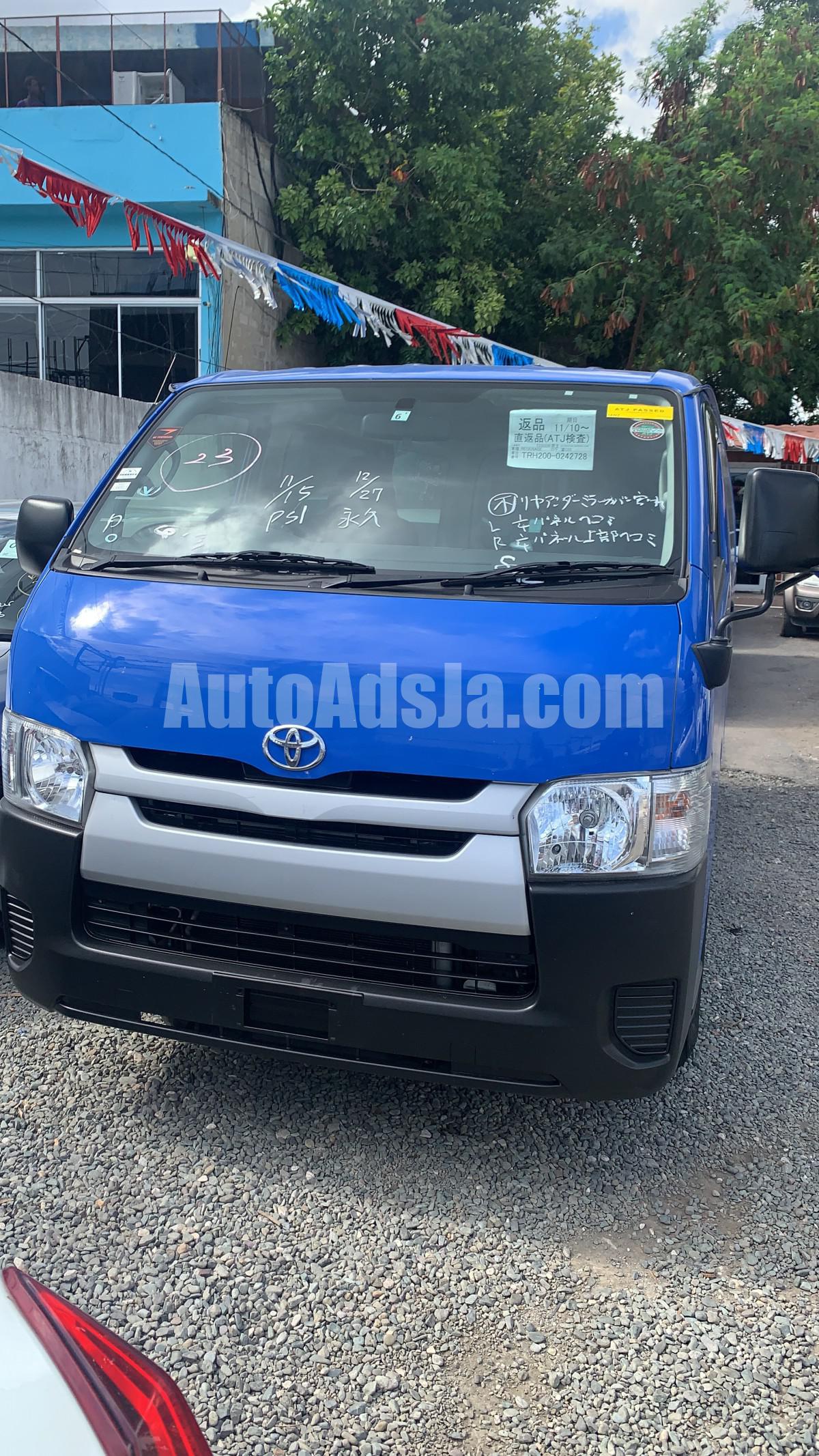 2016 Toyota Hiace