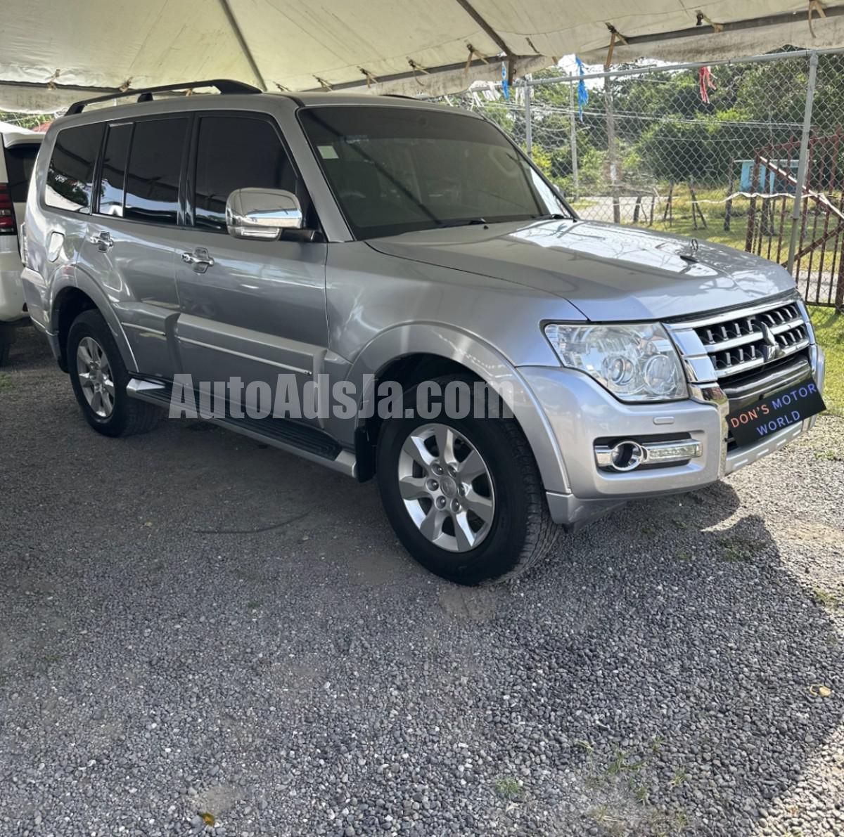 2016 Mitsubishi Pajero