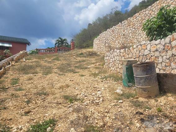 Residential Property for sale in Heffs Cres , Saint Andrew