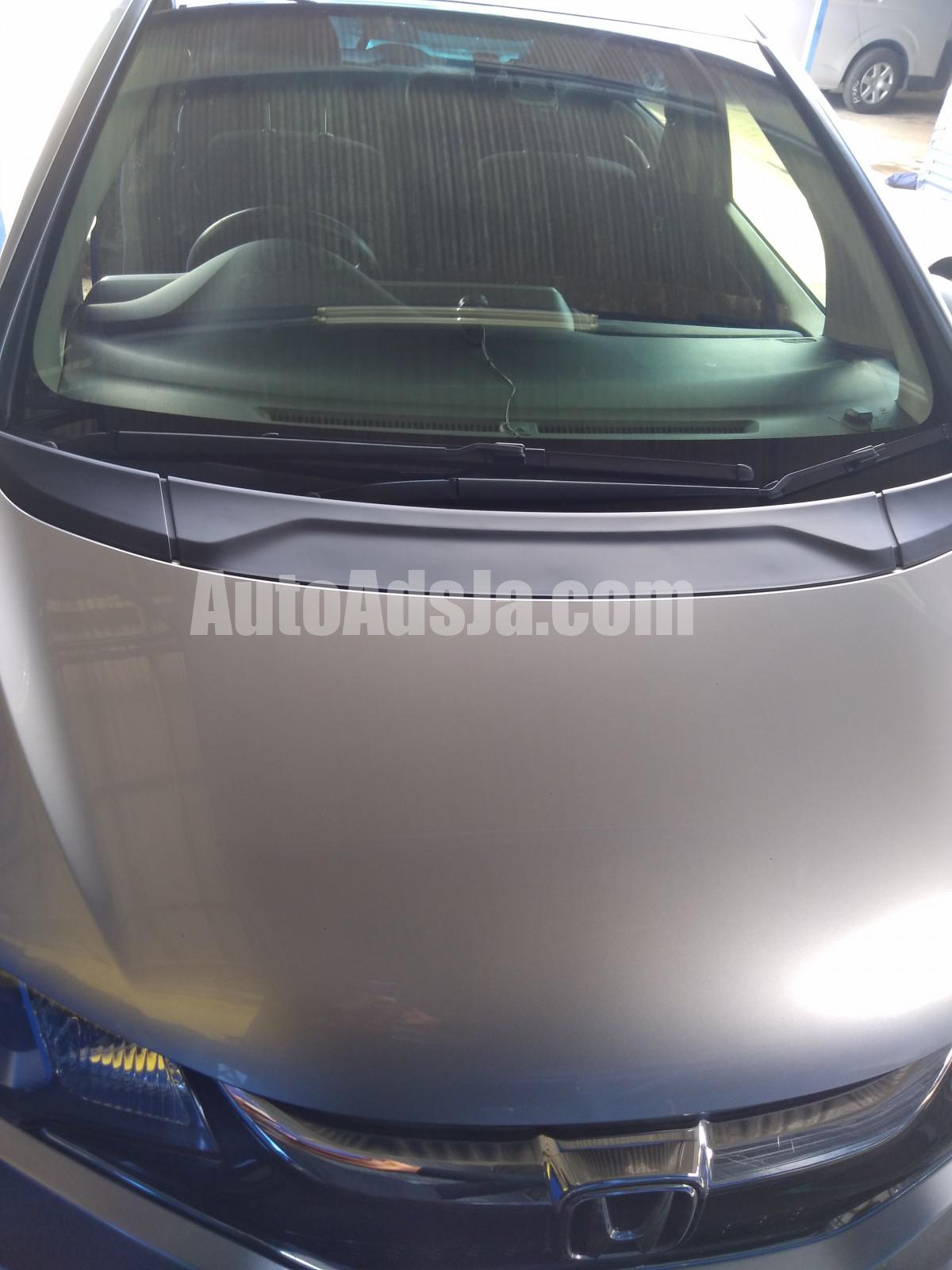 2017 Honda Fit Hybrid