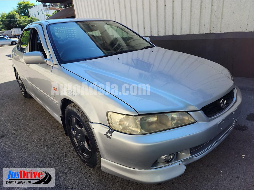 2002 Honda ACCORD