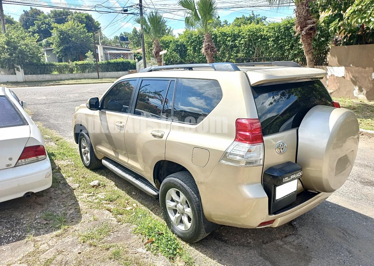 2011 Toyota Prado