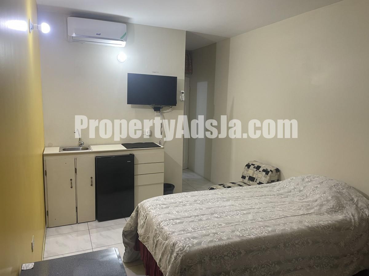 1 bed Apartment For Rent in HWT Road, Kingston / St. Andrew, Jamaica