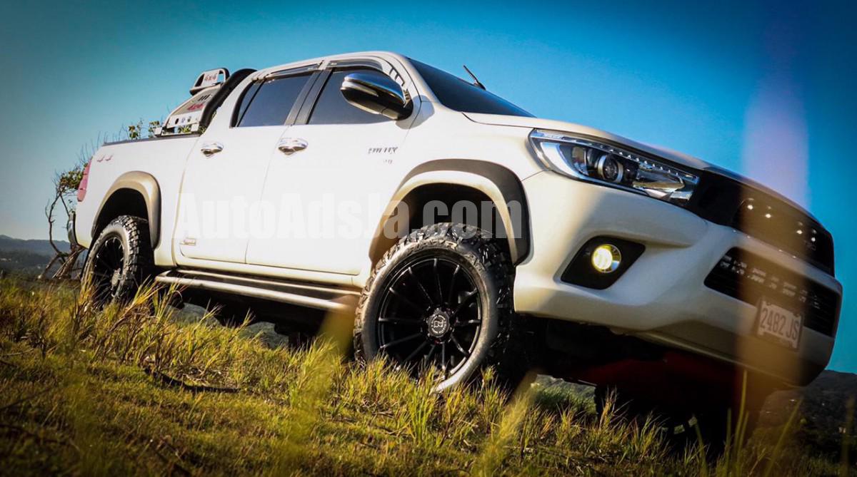 2016 Toyota Hilux Revo